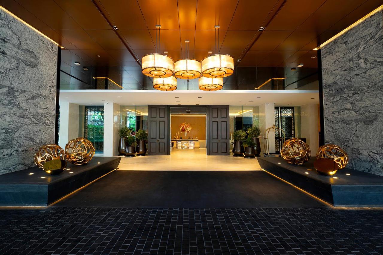 Silq Hotel & Residence, Managed By The Ascott Limited Банкок Екстериор снимка The lobby of the hotel