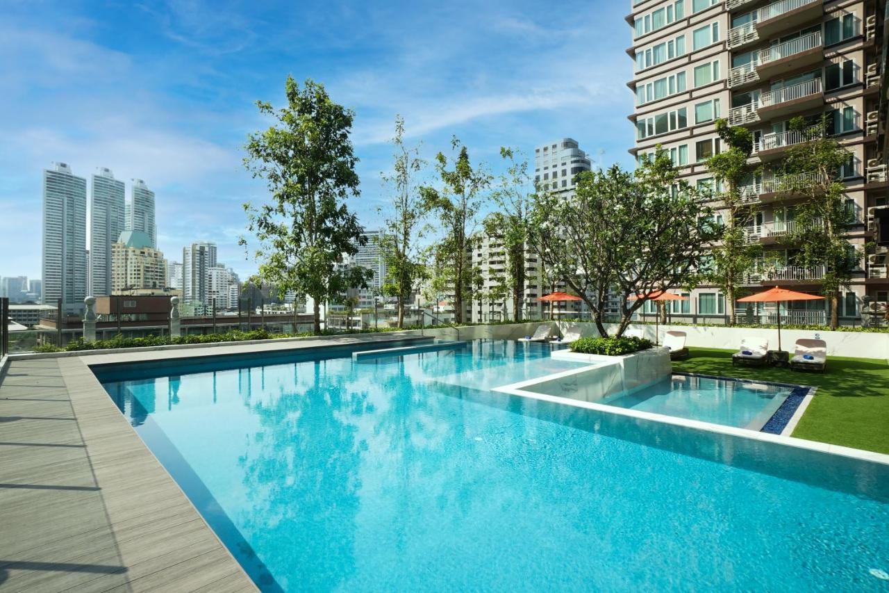 Silq Hotel & Residence, Managed By The Ascott Limited Банкок Екстериор снимка The Park's swimming pool