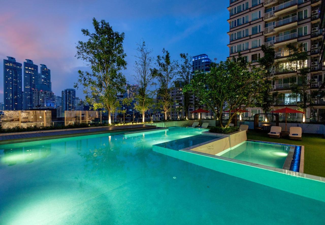 Silq Hotel & Residence, Managed By The Ascott Limited Банкок Екстериор снимка The Park's swimming pool