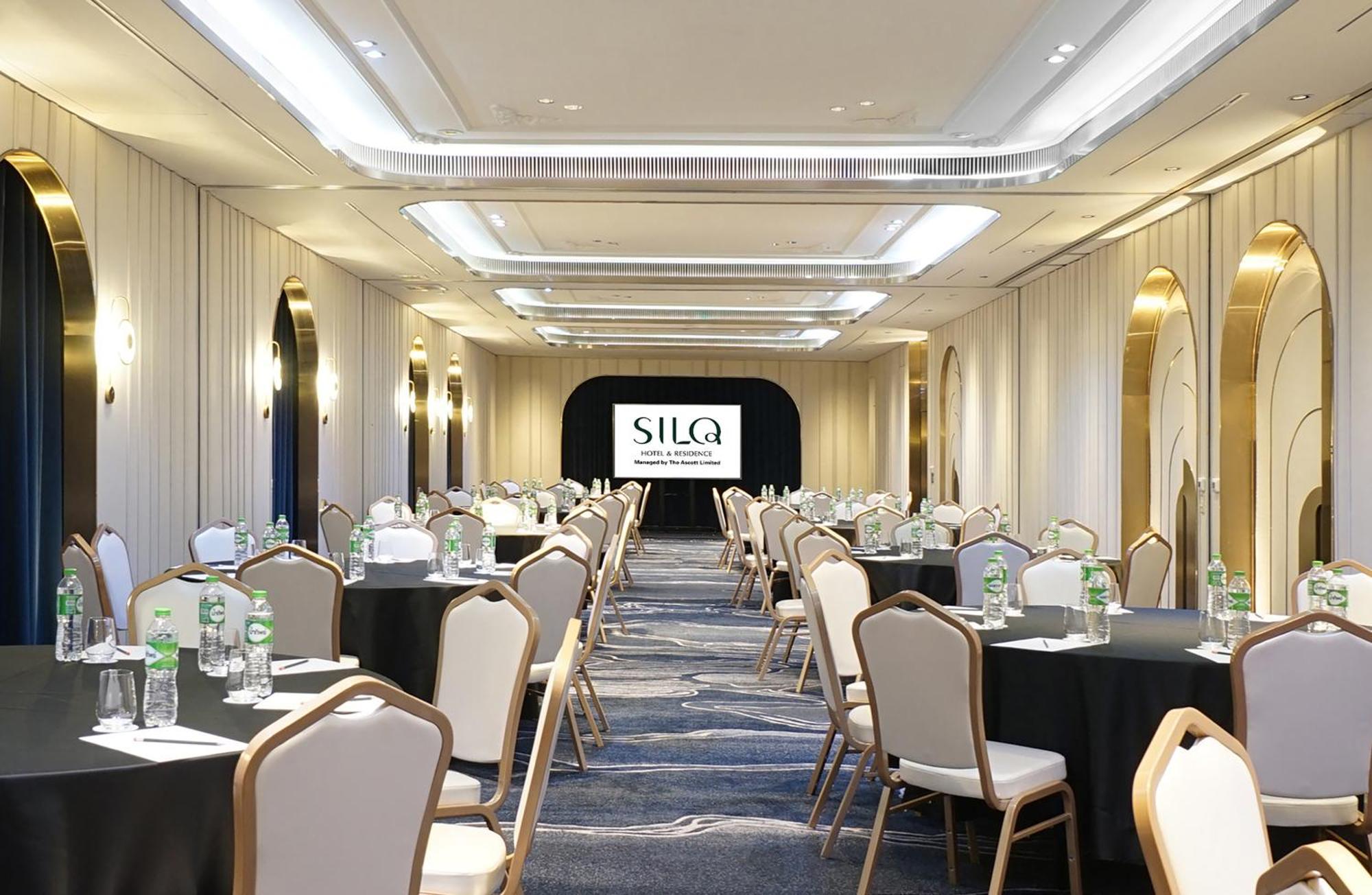 Silq Hotel & Residence, Managed By The Ascott Limited Банкок Екстериор снимка The ballroom at SILQ