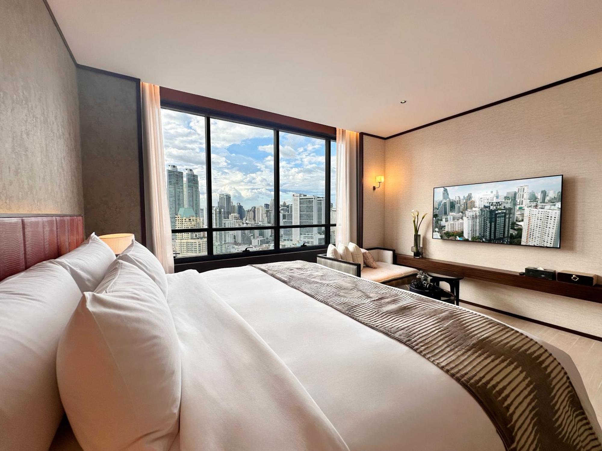 Silq Hotel & Residence, Managed By The Ascott Limited Банкок Стая снимка Deluxe Room