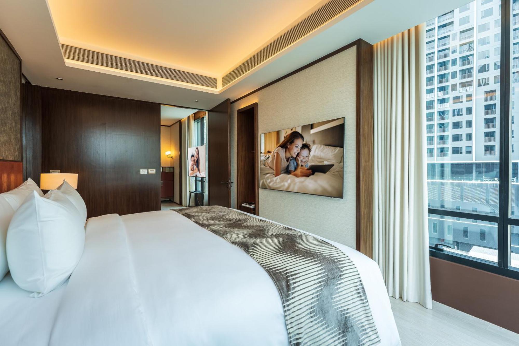 Silq Hotel & Residence, Managed By The Ascott Limited Банкок Стая снимка A bedroom at the hotel